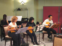 芸術の秋、スタート。研修セミナーでのコンサート