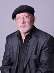 演出のアニシモフ氏