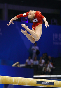 デメンティエワ選手（ロシア）の平均台演技