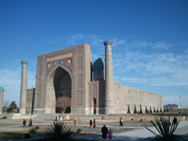 サマルカンド「シェルドル・メドレセ」