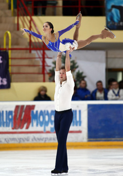 Vera Bazarova/Yuri Larionov (Pairs, 1st)