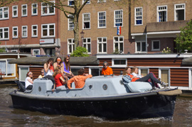 「女王の日」フォンデル公園