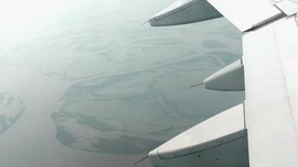 洪水のアムール河