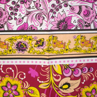 ピンクのホフロマ柄キッチンタオル