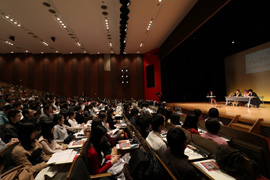 スヴェトラーナ・アレクシエーヴィチ氏