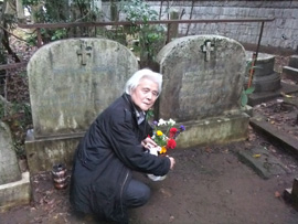 ダイアナ・アガベク・アプカー慰霊祭