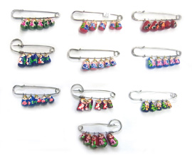 マトリョーシカピンブローチ