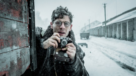 「赤い闇　スターリンの冷たい大地で」