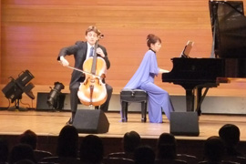 ドミトリー・フェイギン（チェロ）とフェイギン浩子（ピアノ）