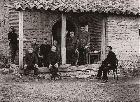 オタール・イオセリアーニ映画祭『ジョージアの古い歌』