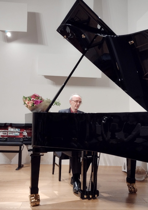 ミハイル・カンディンスキー（pf）