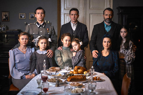 「キャロル・オブ・ザ・ベル～家族の絆を奏でる詩」