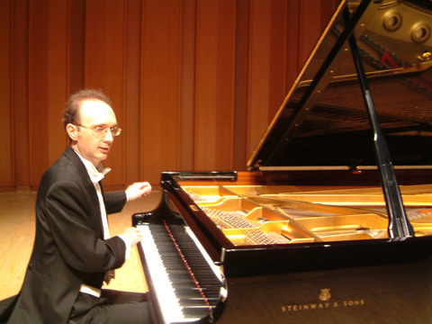 ミハイル・カンディンスキー  ピアノリサイタル