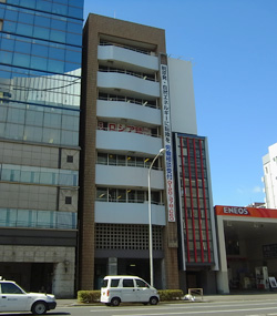 横浜平和と労働会館