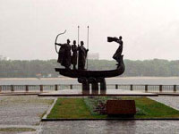 キエフにあるキーら三兄弟の像