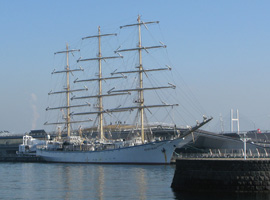 ナジェージダ号