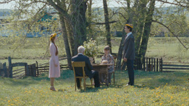 「神聖なる一族24人の娘たち」